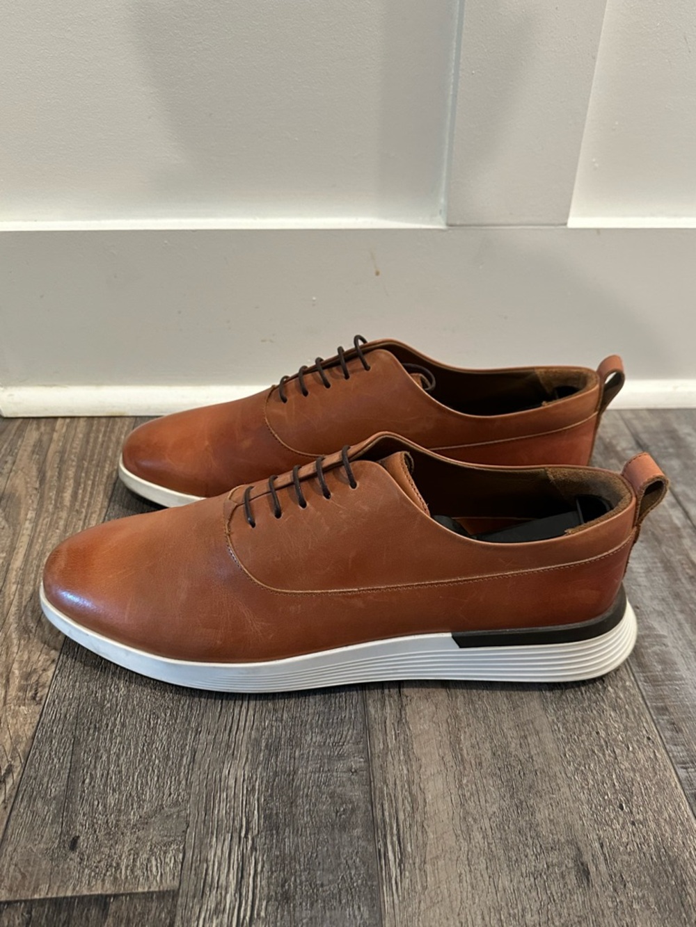 Wolf & Shepherd Men's Brown Leather Derby Sneaker Size 12